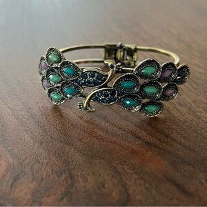 Peacock bracelet - clamper type - OS